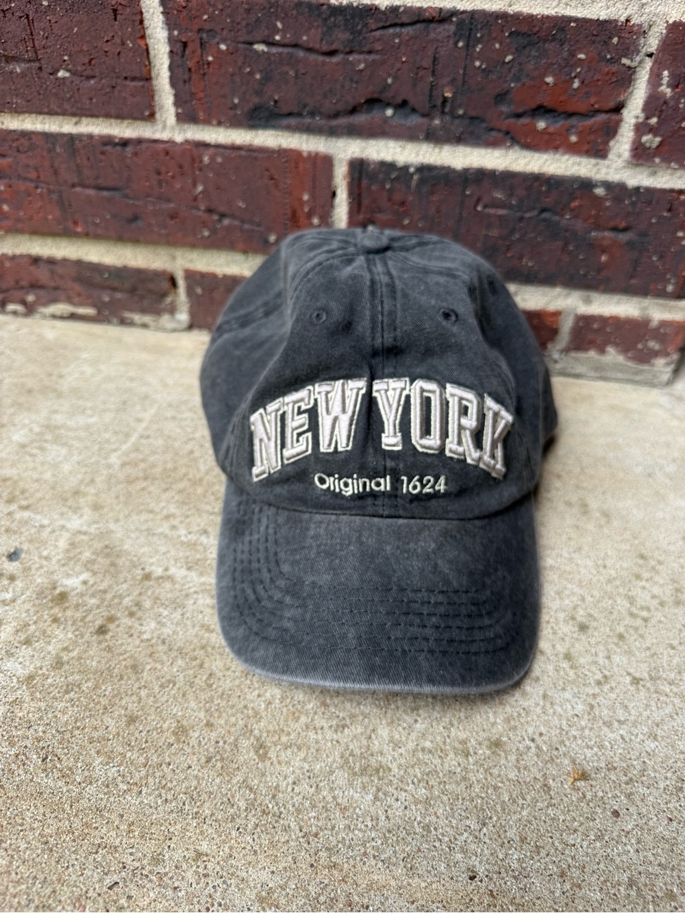 NEW YORK Embroidered Baseball Cap in Washed Black